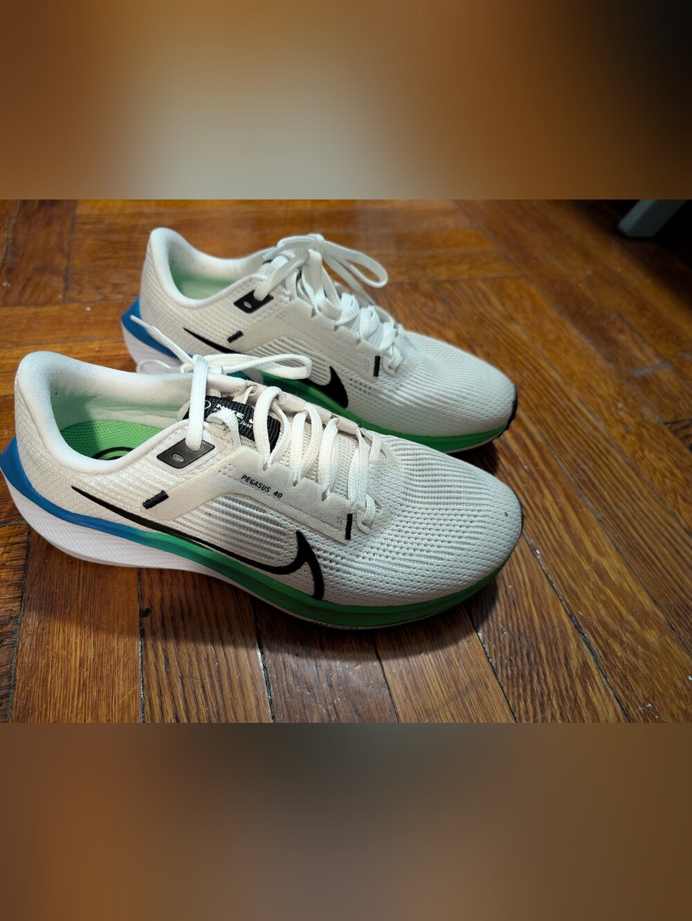 Nike Men’s White Running Shoes with Black Swoosh & Green Accents